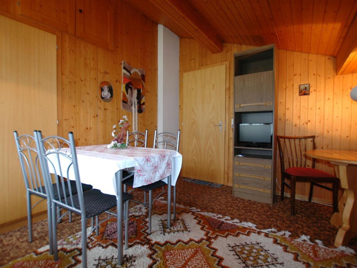 Pristine Home In A Charming Village Large Grassy Sunbathing Area View Of The M Nch And Jungfrau Wilderswil Luaran gambar