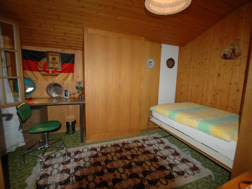 Pristine Home In A Charming Village Large Grassy Sunbathing Area View Of The M Nch And Jungfrau Wilderswil Luaran gambar